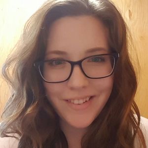 Meet your Posher, Abigail